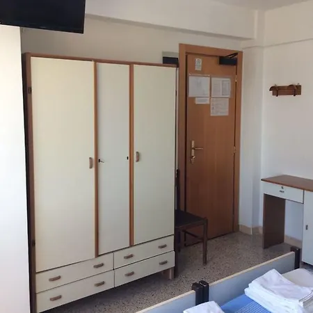 Ornella Ξενοδοχείο